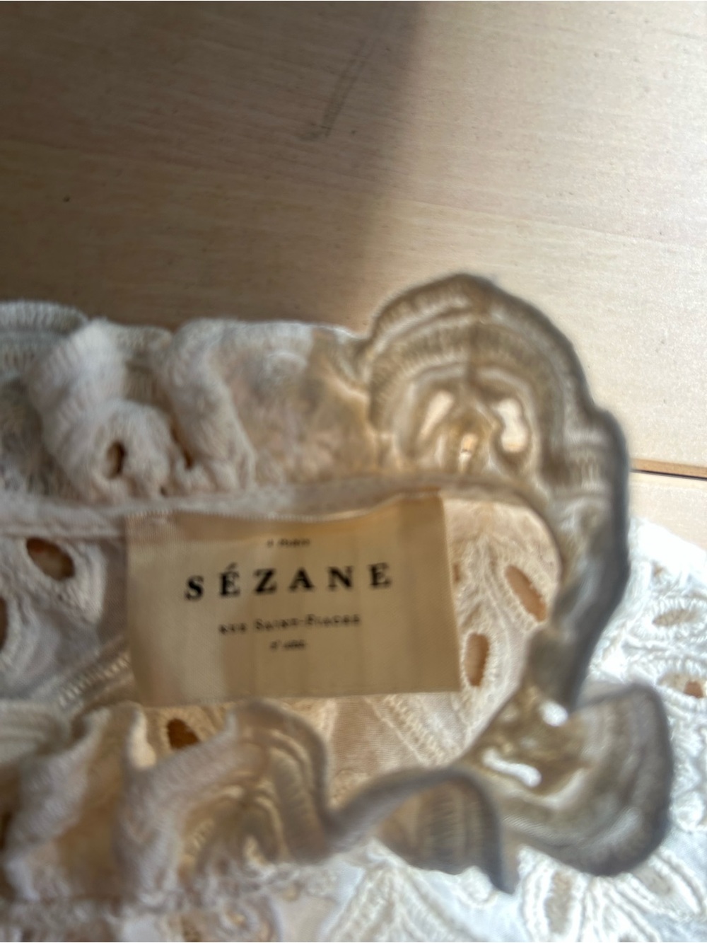 Sezane Lousiah Ecru Lace Eyelet Ruffle-Neck Blouse women’s size medium - Picture 6 of 12